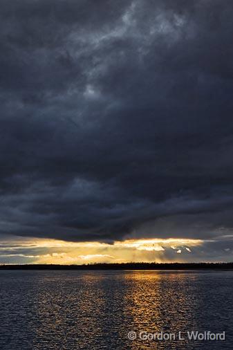 Rideau Canal Sunset_09092.jpg - Photographed along the Rideau Canal Waterway at Kilmarnock, Ontario, Canada.